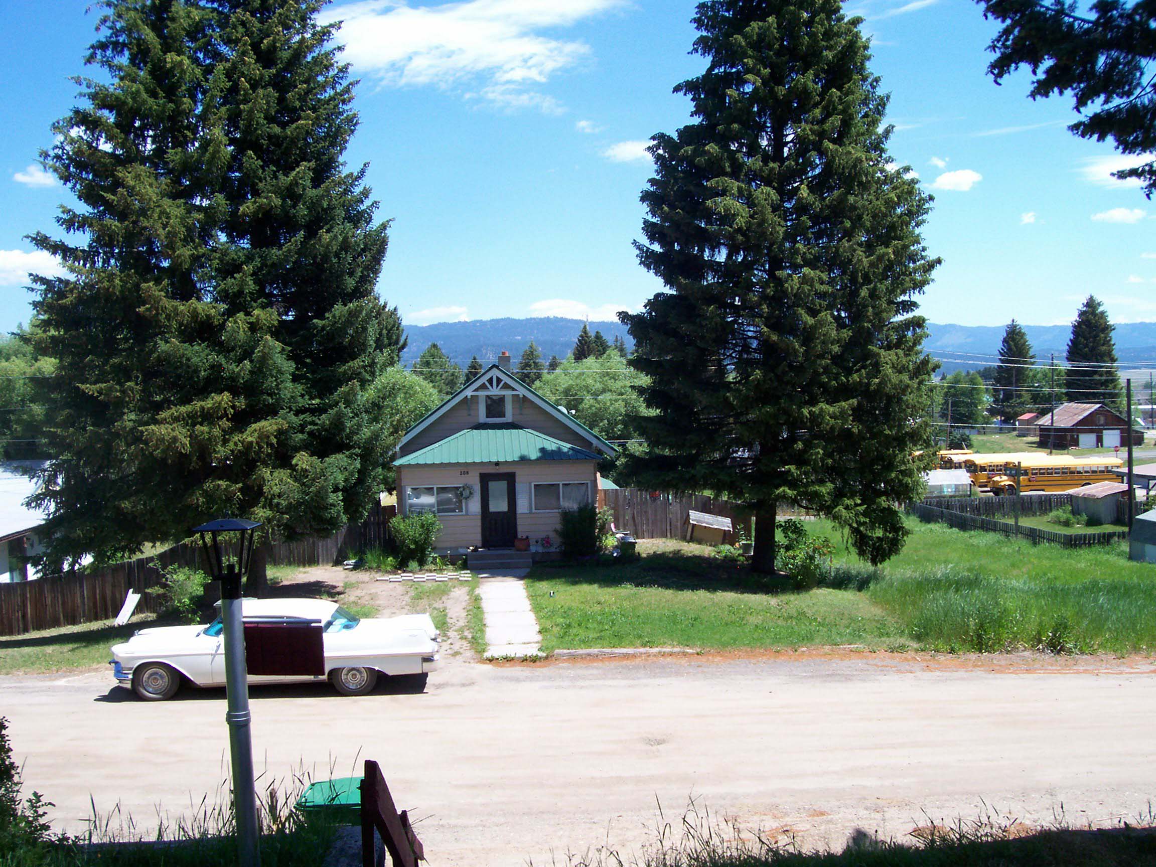 Cascade Lake Realty City of Cascade