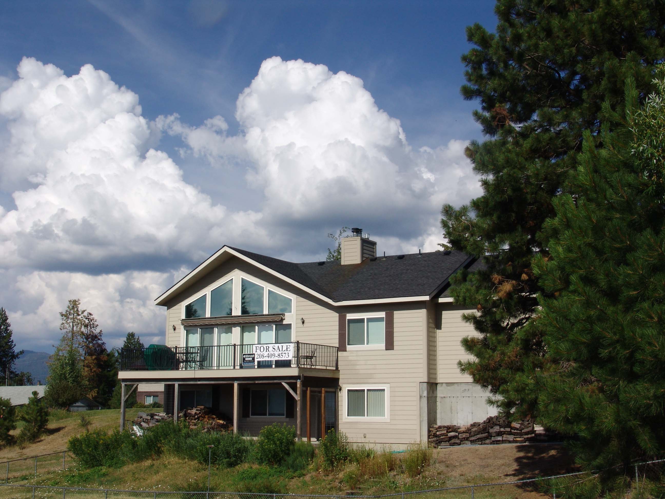 Cascade Lake Realty City of Cascade